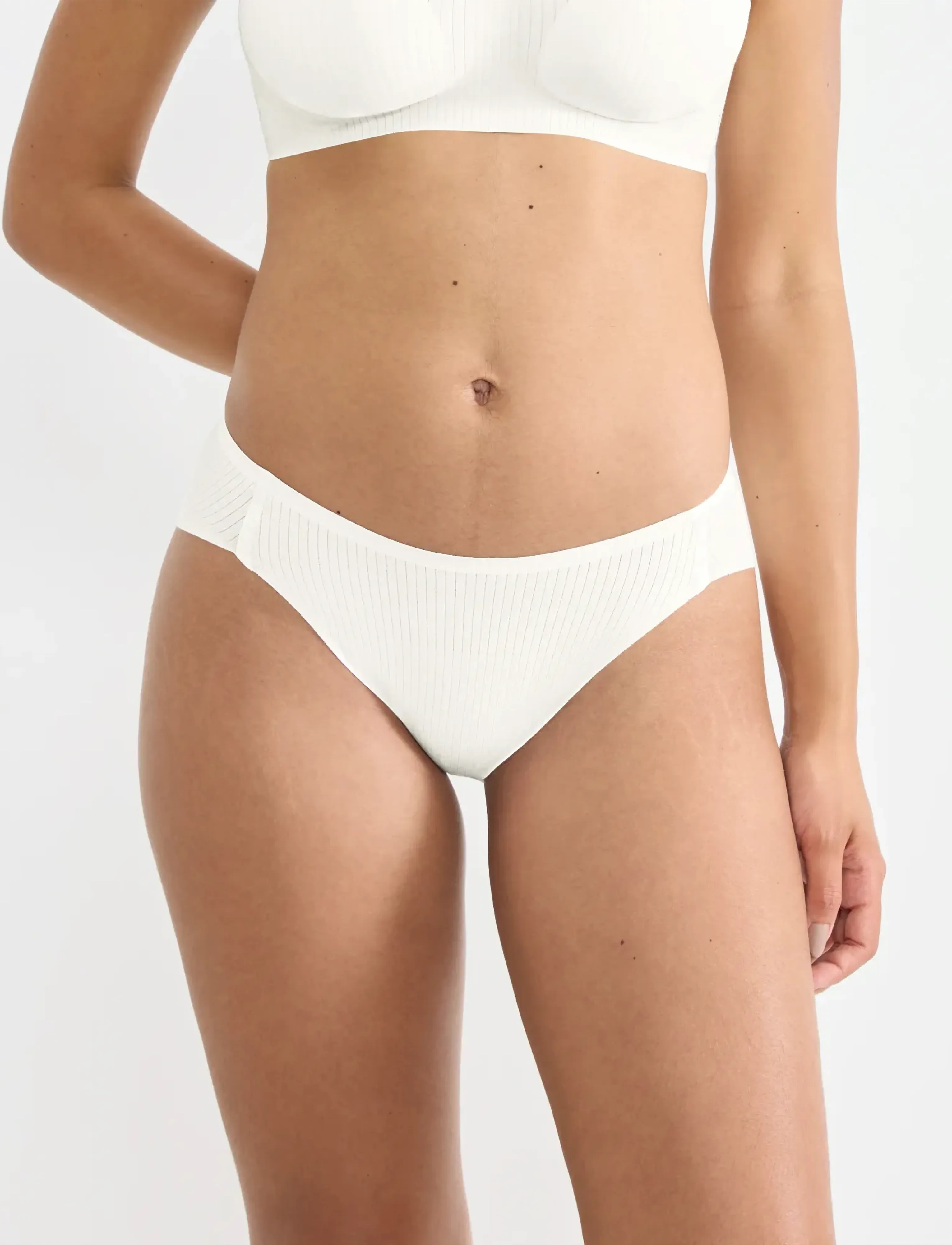sloggi Zero Feel Pure High Leg, Kvinder, Højskårne Trusser, Cream, Str: XS