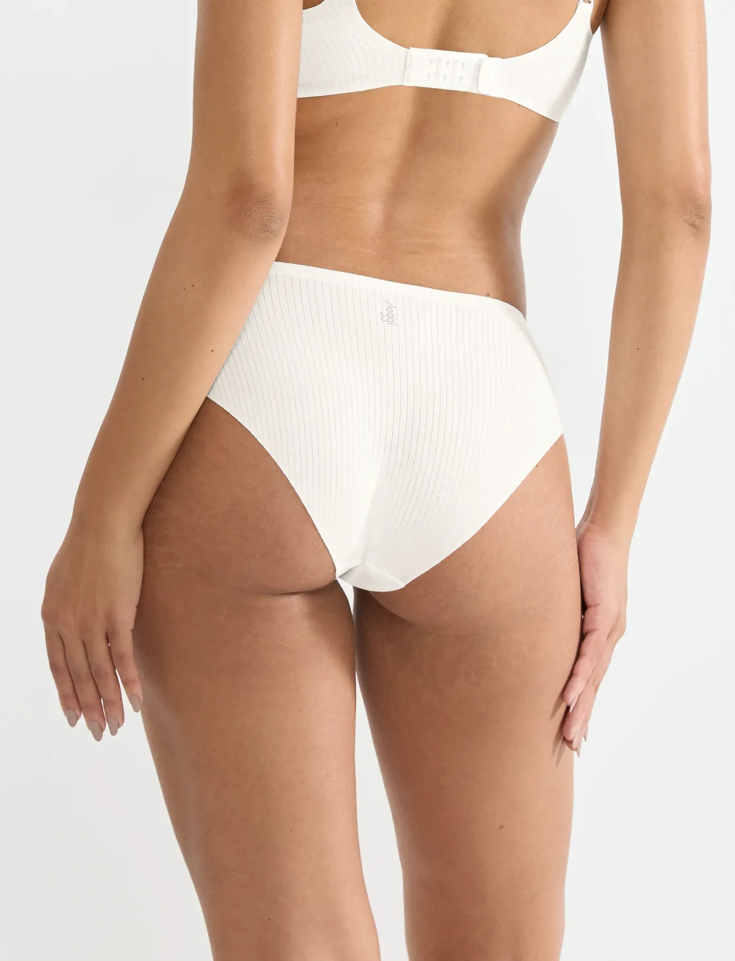 sloggi - sloggi ZERO Feel Pure High leg - laveste priser - silk white - 3