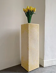 SMALLrevolution - Sigrid 90 - small vases - canary - 1