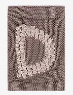 Knitted letter D, nature - D BEIGE