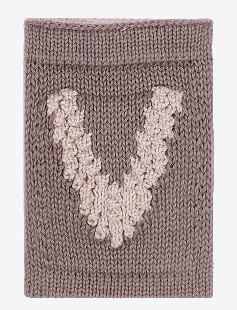 Smallstuff - Knitted letter V, nature - die niedrigsten preise - v beige - 0