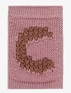 Knitted letter C, rose, Smallstuff