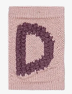 Knitted letter D, rose, Smallstuff