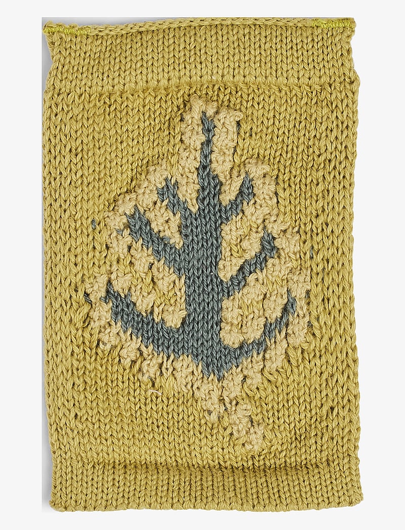 Smallstuff - Knitted flag, leaf, blue - dekorative wohnaccessoires - blue - 2