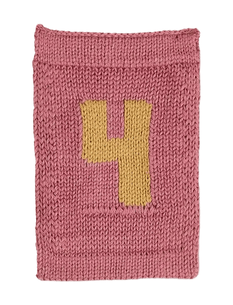 Smallstuff - Knitted flag, 4, rose - dekorative wohnaccessoires - rose - 0