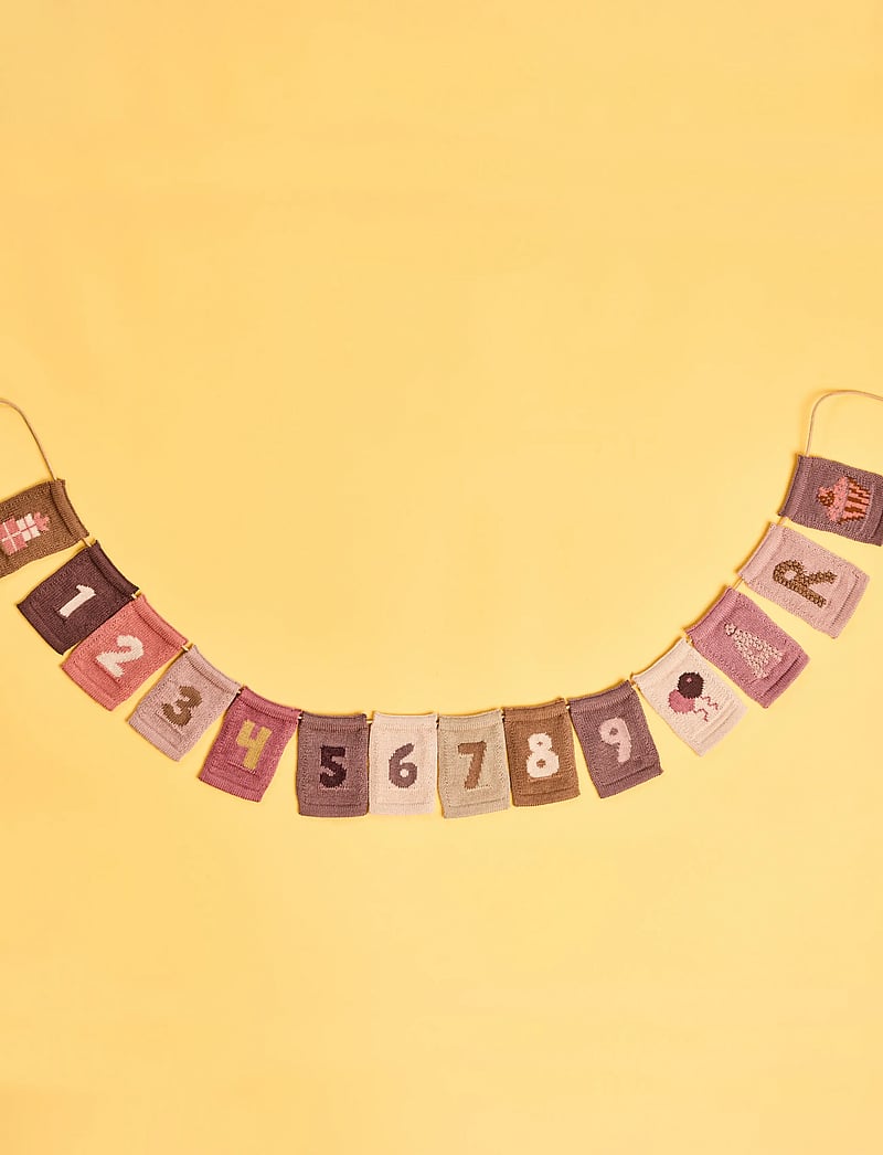 Smallstuff - Knitted flag, 5, rose - dekorationsdetaljer - rose - 0