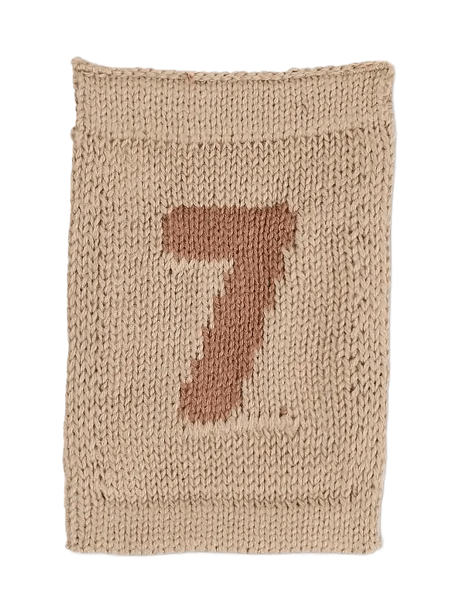Smallstuff - Knitted flag, 7, rose - dekorative wohnaccessoires - 7 rose - 1