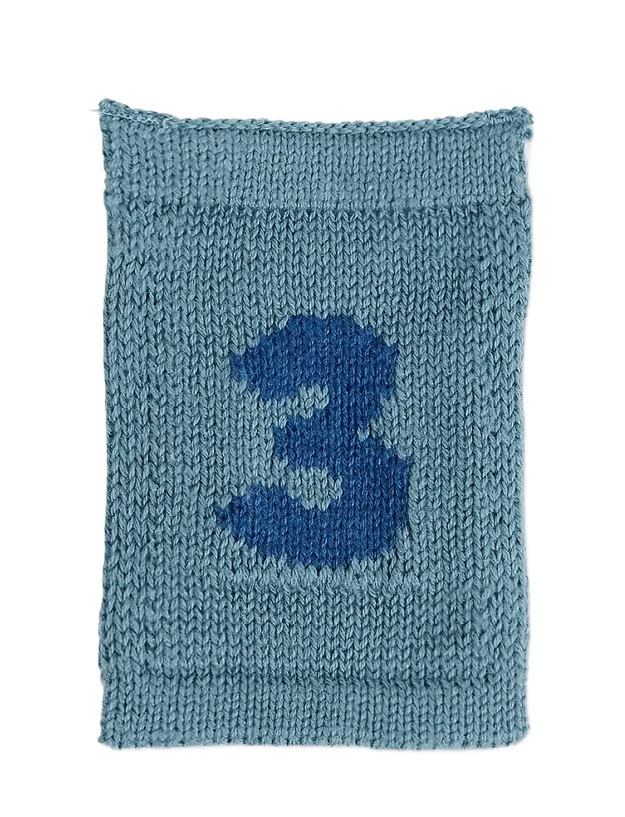 Smallstuff - Knitted flag, 3, blue - dekorativt tilbehør - 3 blue - 0