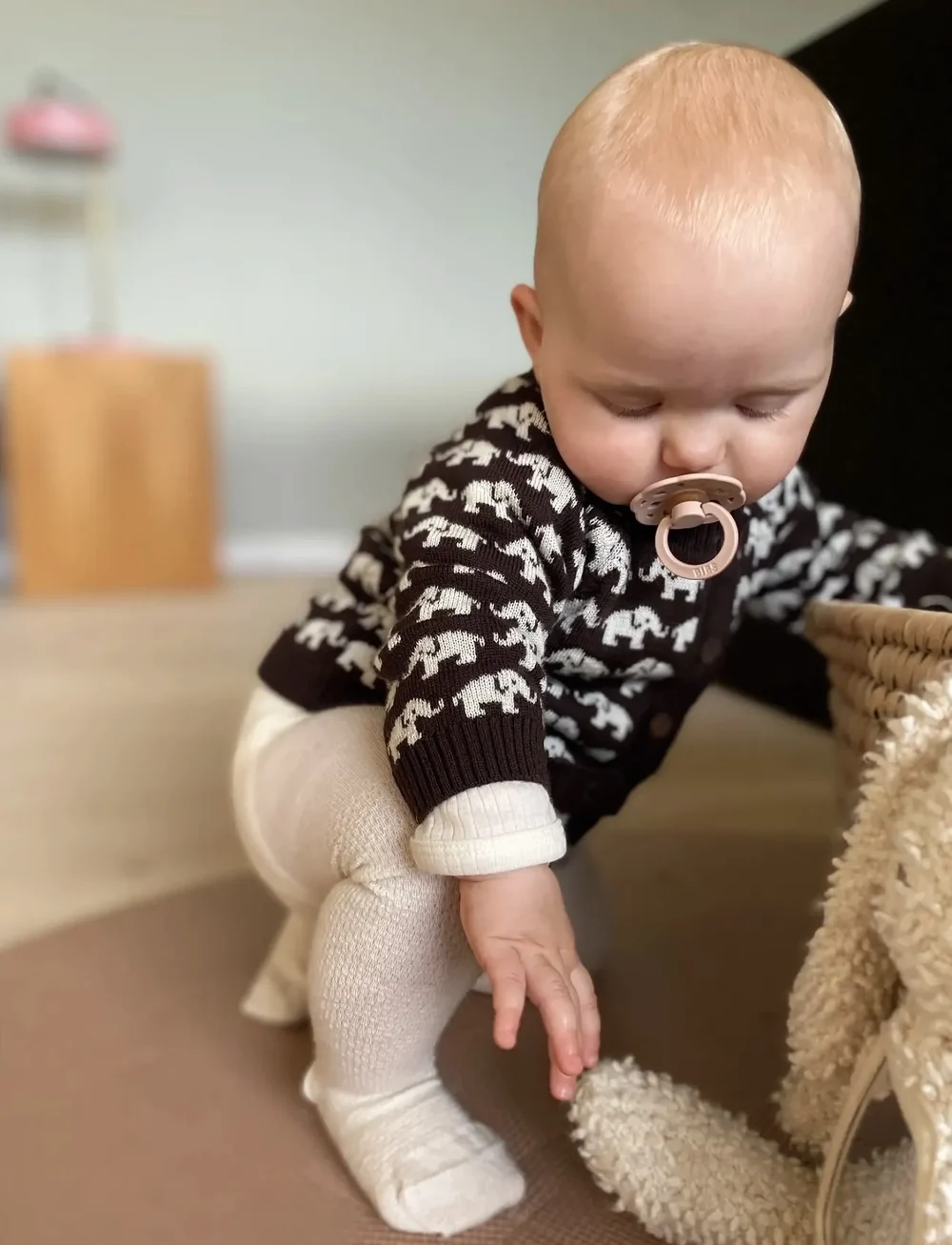 Smallstuff - Cardigan, AO Elephants, merino wool, brown - cardigans - brown - 3
