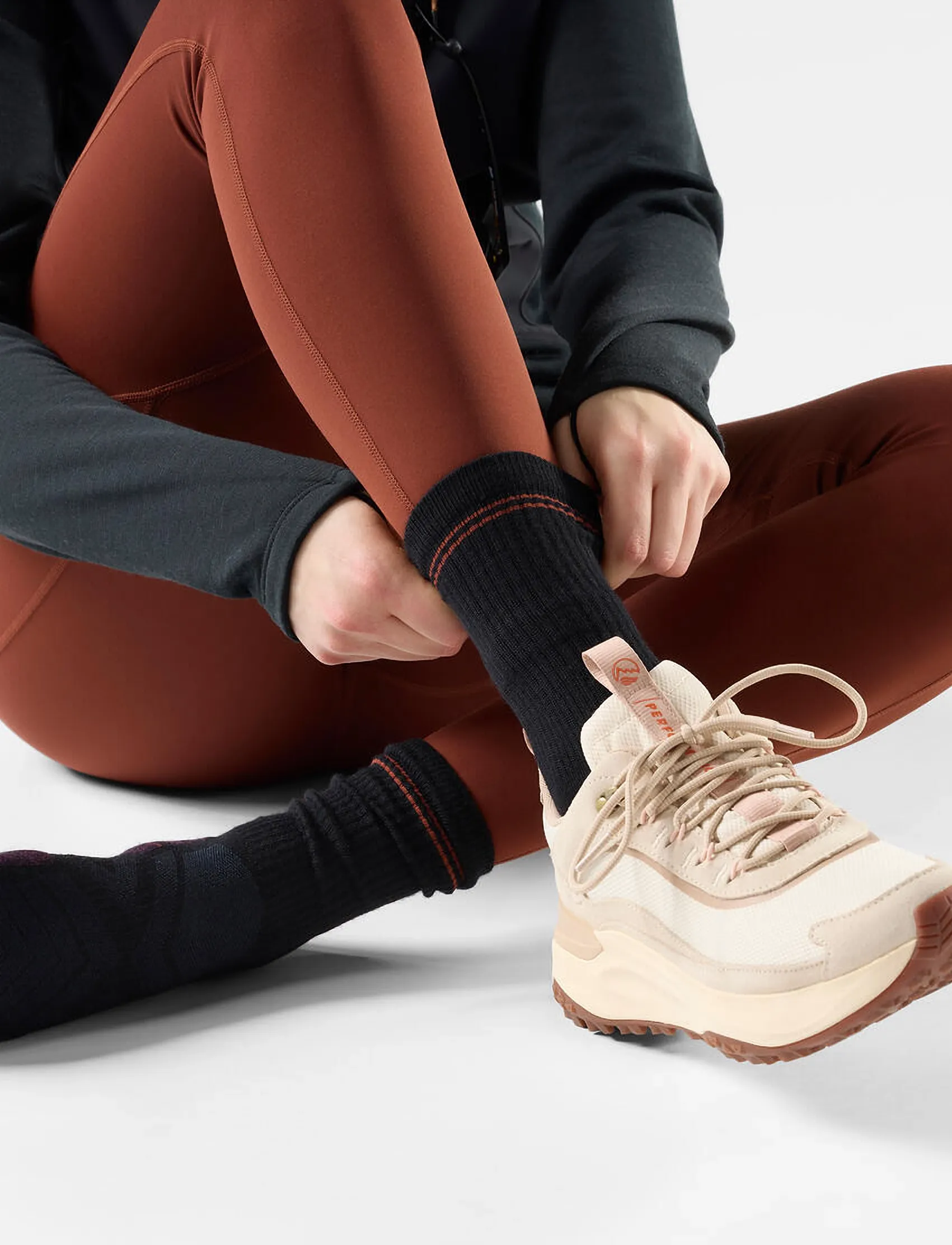 Women's Hike Light Cushion Crew Socks