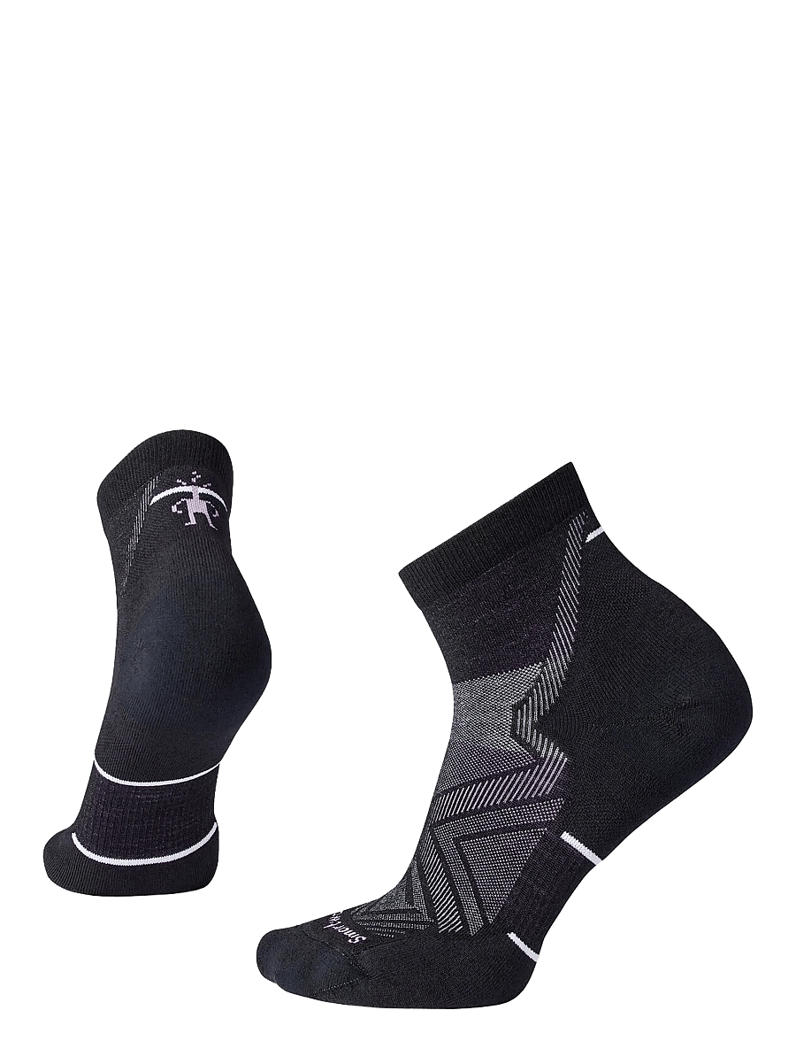 Smartwool - Women's Run Targeted Cushion Ankle Socks - black - 1