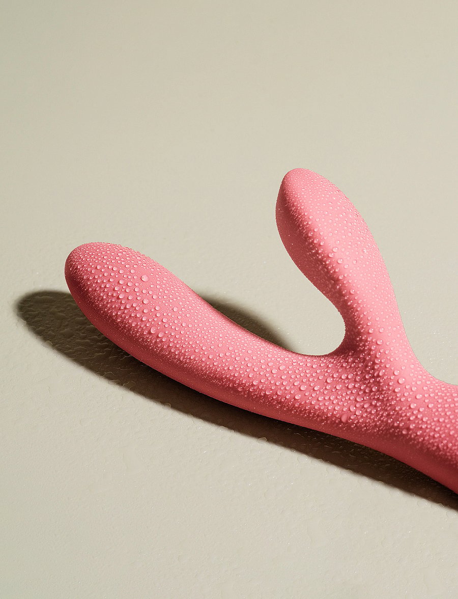 Smile Makers - The Artist - sex & intimacy - pink - 0