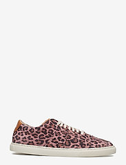 Sneaky Steve - Sammy W Suede Shoe - sportiska stila apavi ar pazeminātu potītes daļu - pink leopard - 2