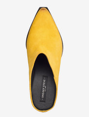 Sneaky Steve - Simplicity W Suede Shoe - mules med hæle - ocre - 3