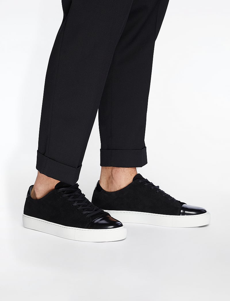 Sneaky Steve - Lescape Suede Dk Grey - låga sneakers - shiny black - 0