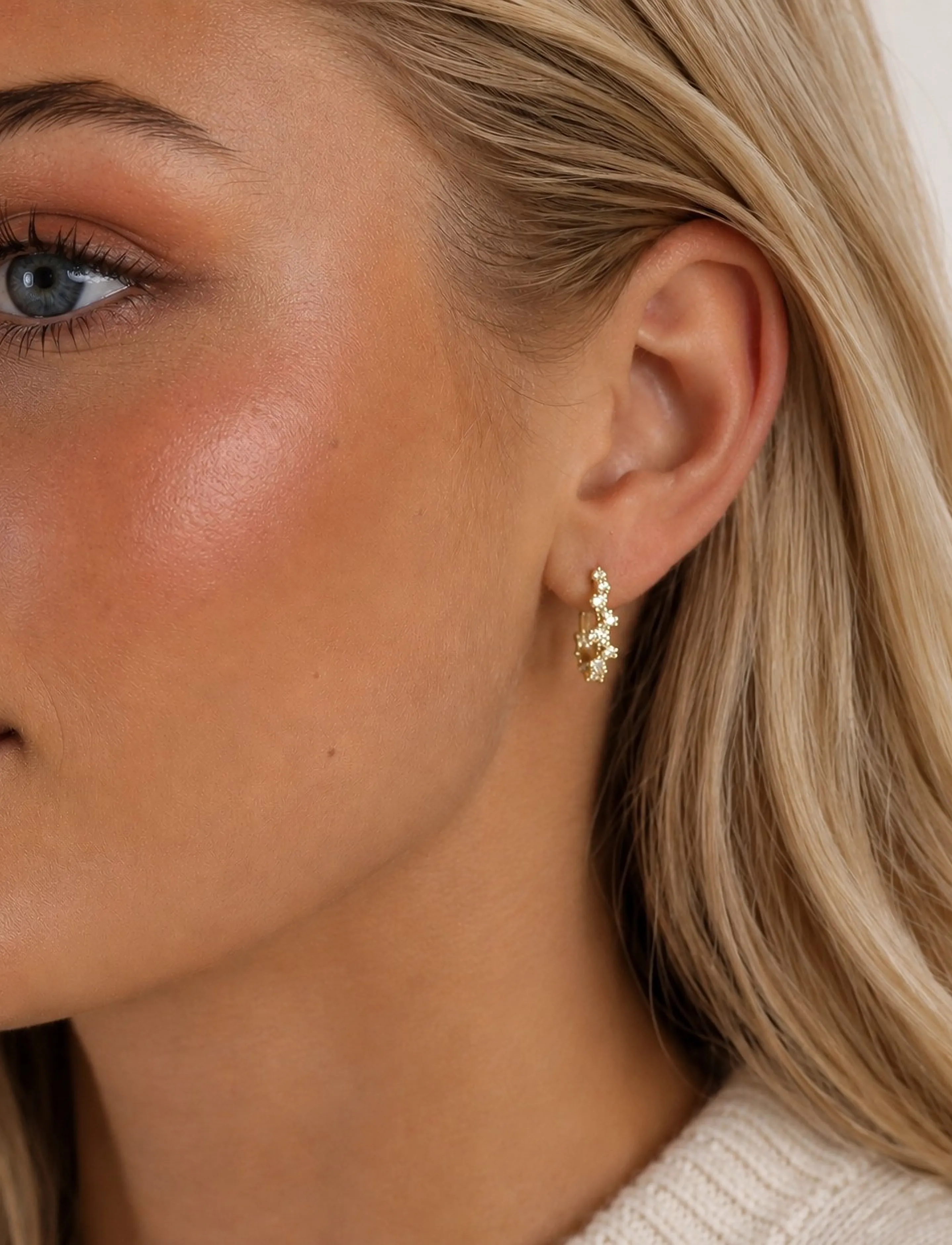 SNÖ of Sweden Helsinki Ring Ear G/Clear Onesize, One Size, Earrings, Gold - Hoops, Frauen