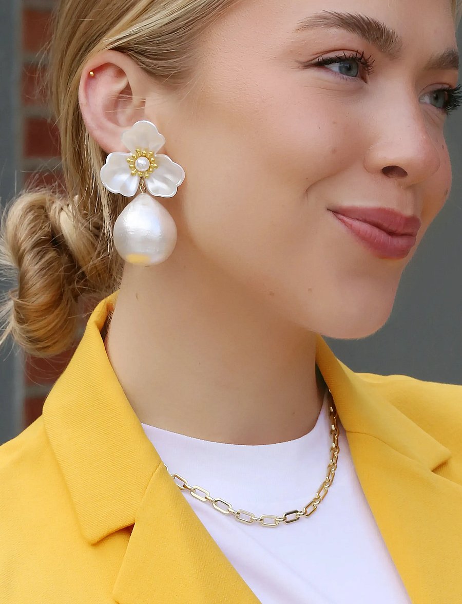 SNÖ of Sweden - SNÖ ICON flower ear g/white - Onesize - boucles d'oreilles en perles - g/white - 0