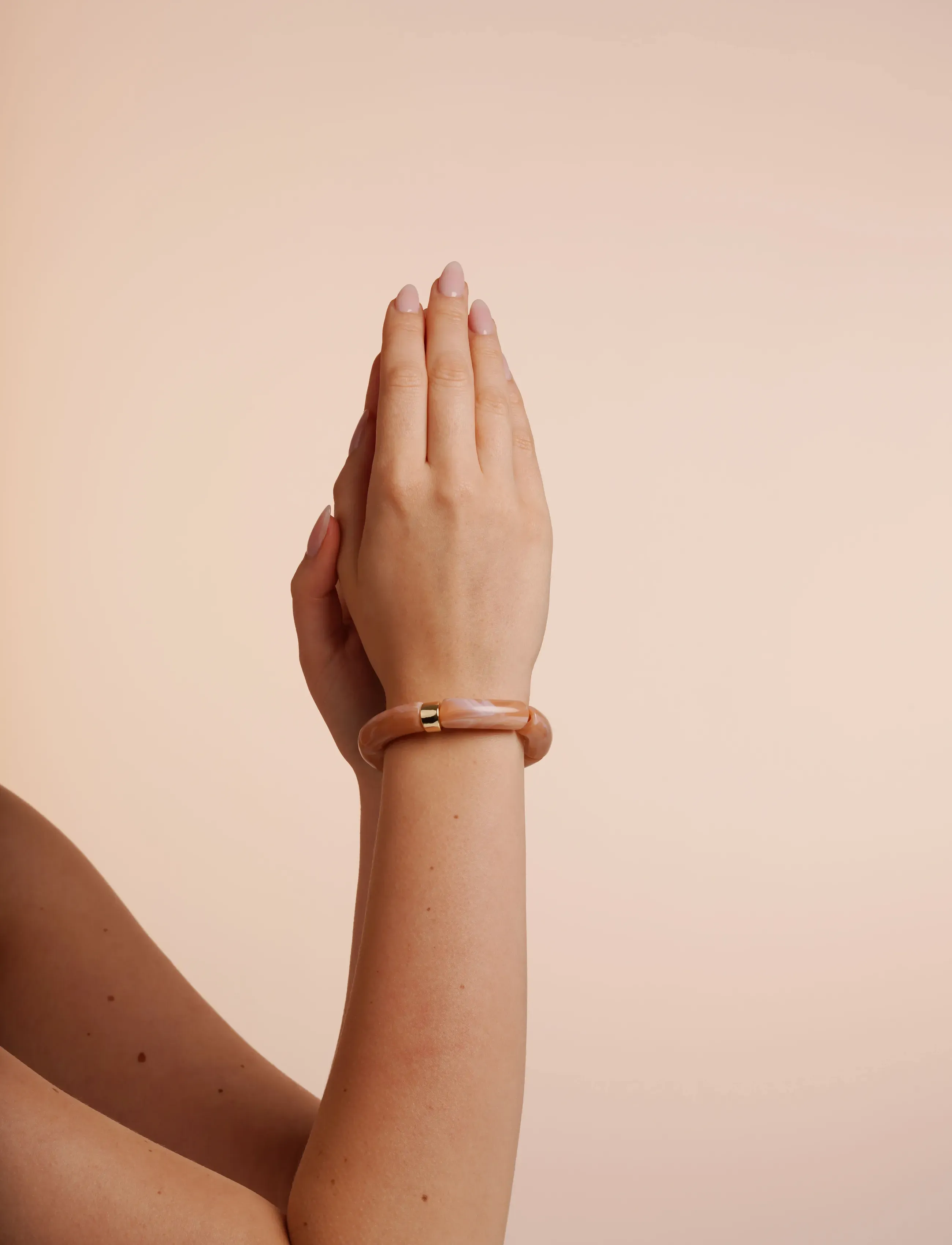 SNÖ of Sweden Becky Small Elastic Brace G/Pink - Onesize, One Size, Gold, Armbånd > Armringe, Dame
