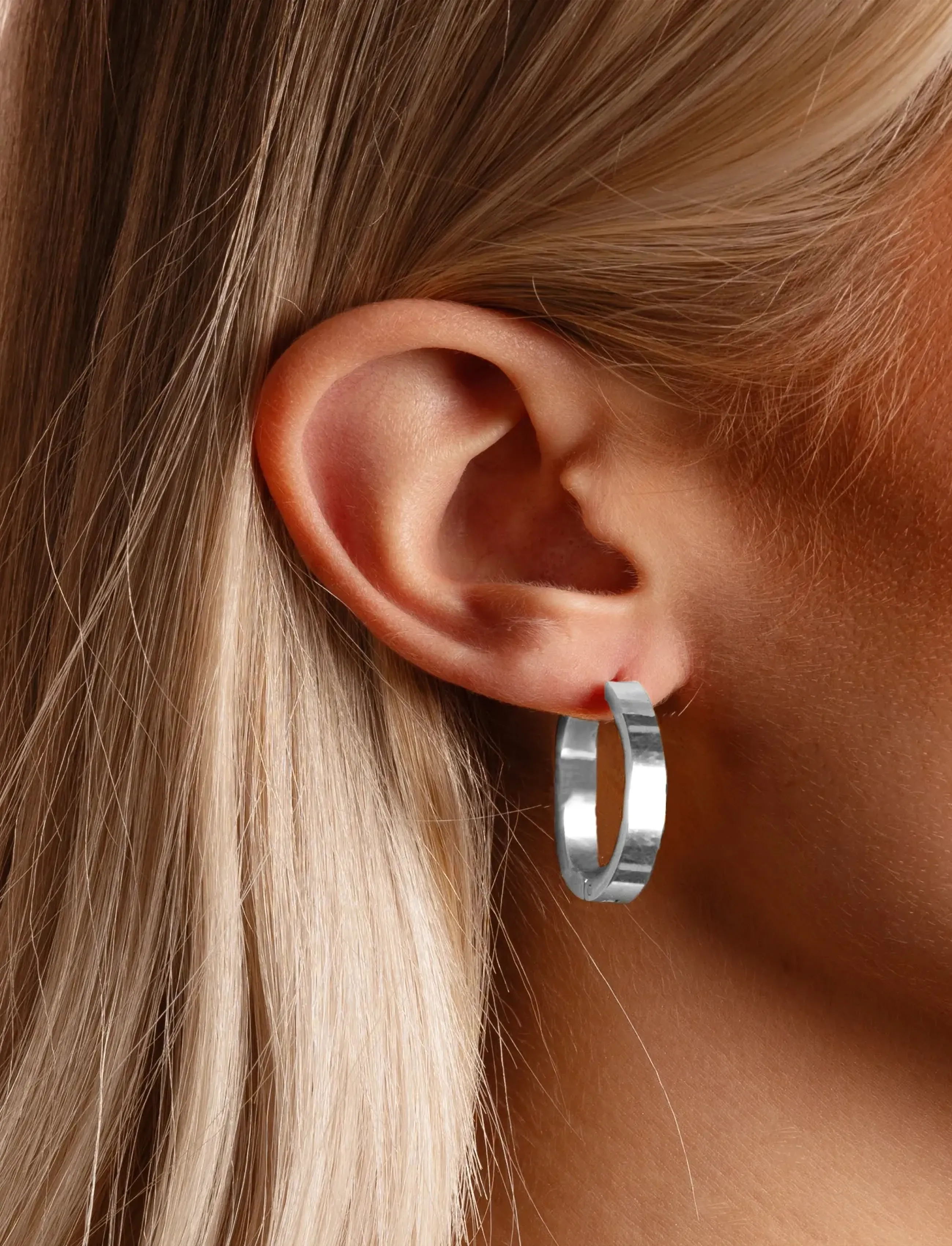 SNÖ of Sweden Liddy Big Ring Ear Plain S-Onesize, One Size, Silver, Øreringe > Creoler, Dame