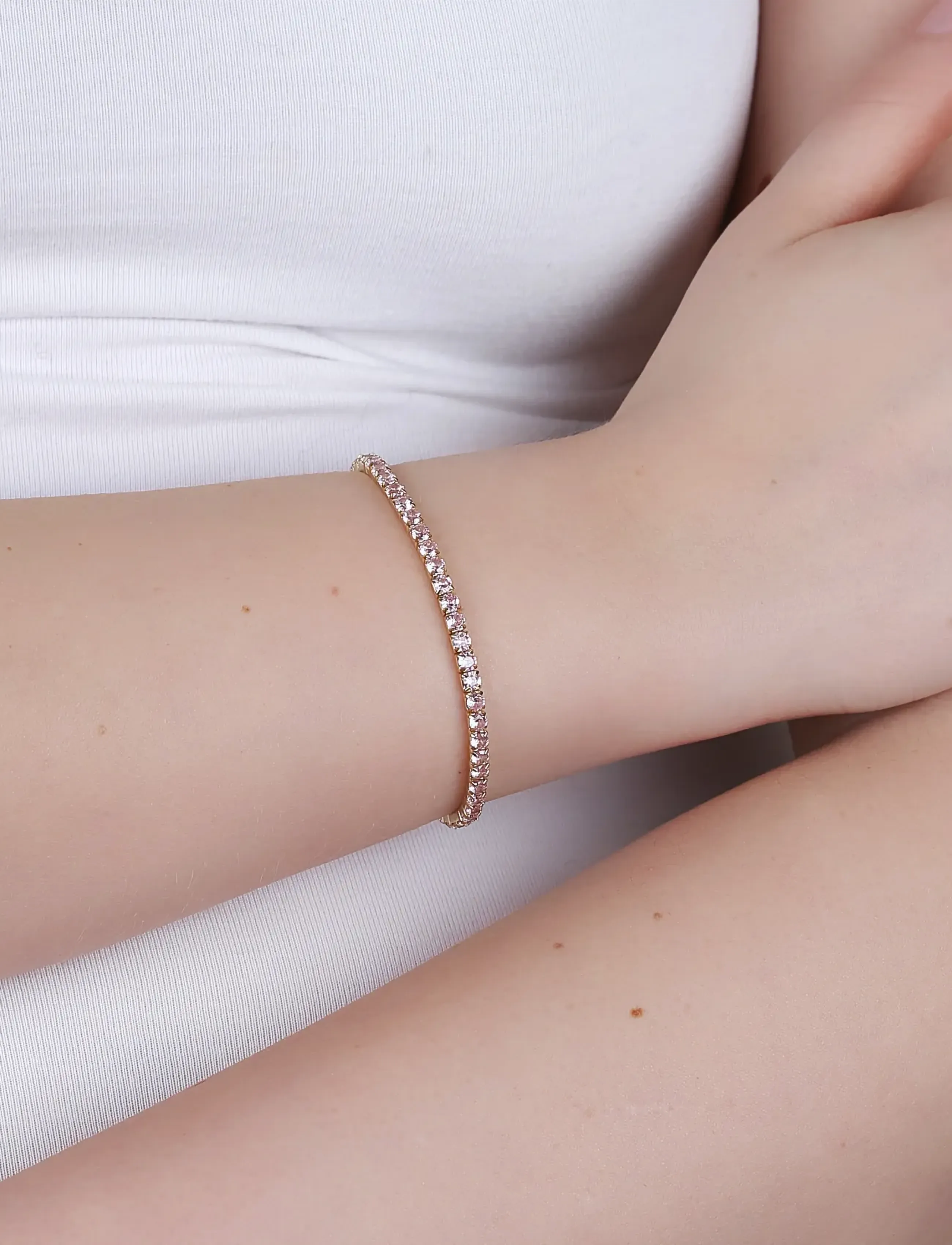 SNÖ of Sweden Callie Elastic Crystal Brace G/Light Pink-S/M, Kvinder, Elastisk Krystal Armbånd, Pink, Str: ONE SIZE