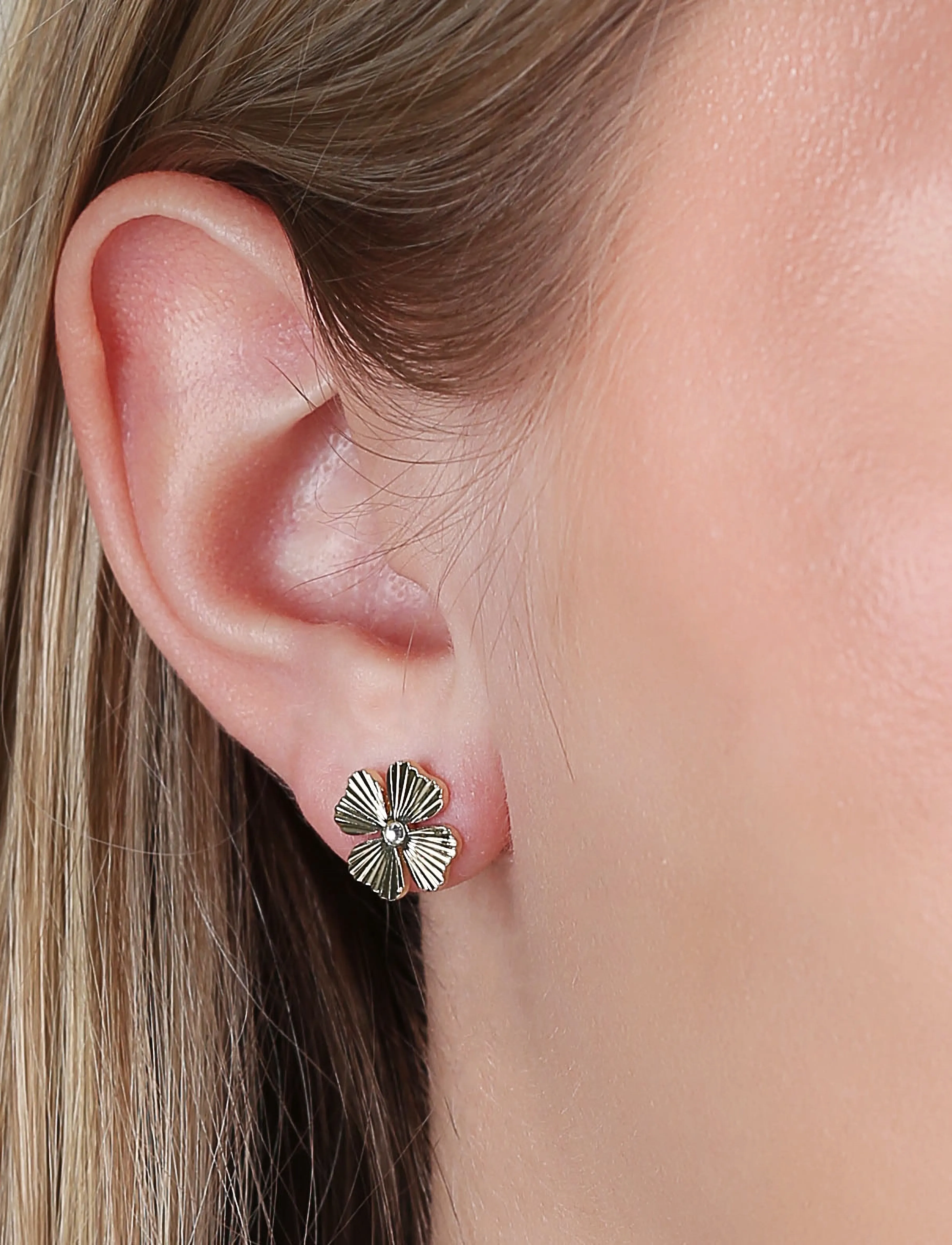 SNÖ of Sweden Rule Clover Ear Plain G-Onesize, One Size, Earrings, Gold - Studs, Frauen