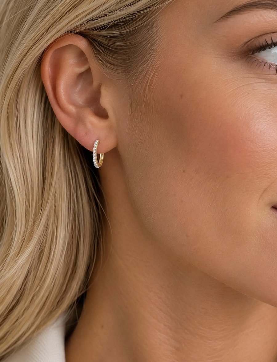 SNÖ of Sweden - Night small pearl ring ear g/white - Onesize - perleøreringe - g/white - 0