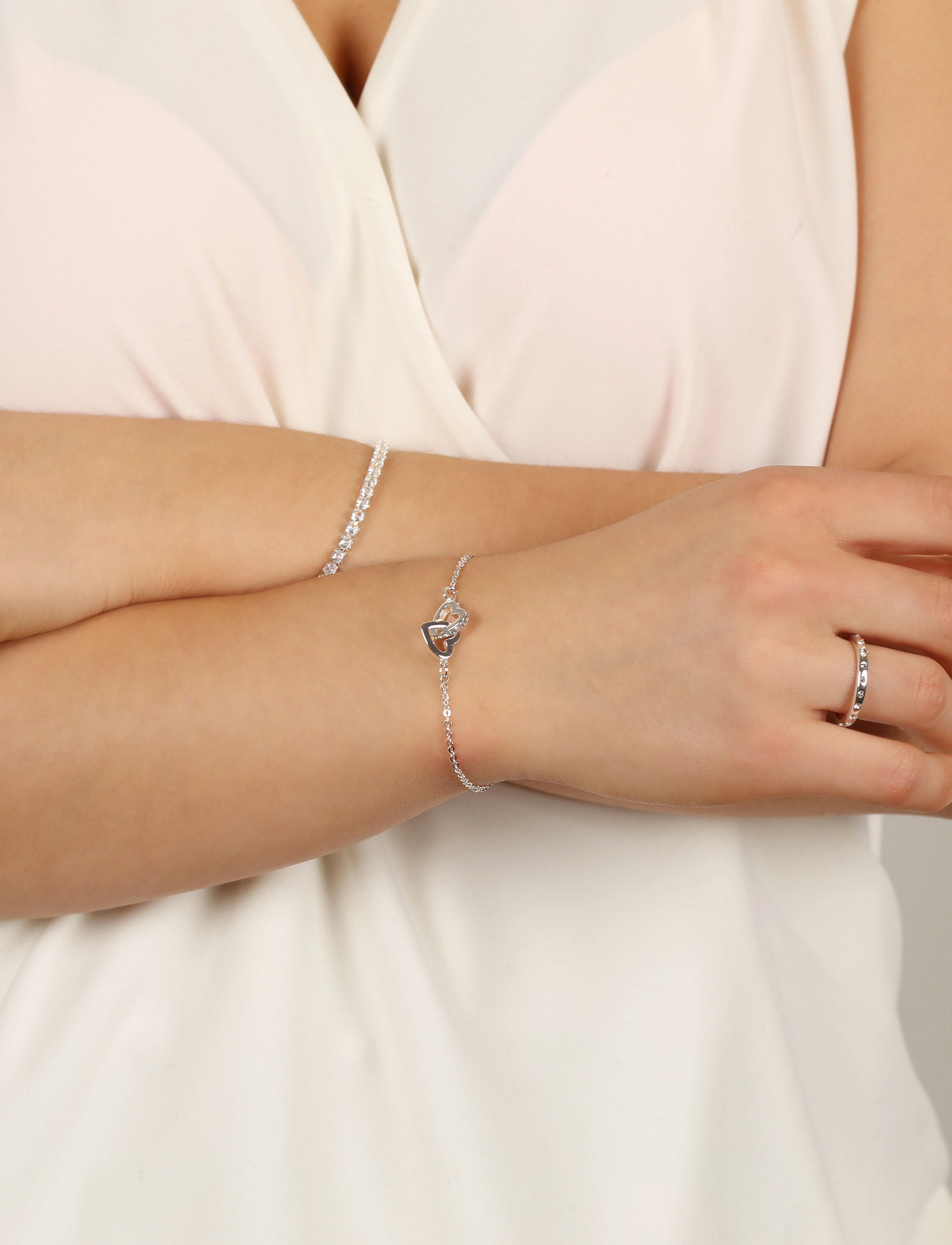 SNÖ of Sweden Connected Chain Brace Heart S/Clear - Onesize, One Size, Silver, Armbånd > Kædearmbånd, Dame