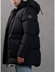SNOOT - CAGLIARI JKT M - winter jackets - black - 5