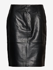 SLFolly Skirt - BLACK