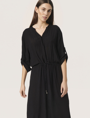 Soaked in Luxury - SLZaya Dress - shirt dresses - black - 2