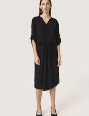 Soaked in Luxury - SLZaya Dress - shirt dresses - black - 3