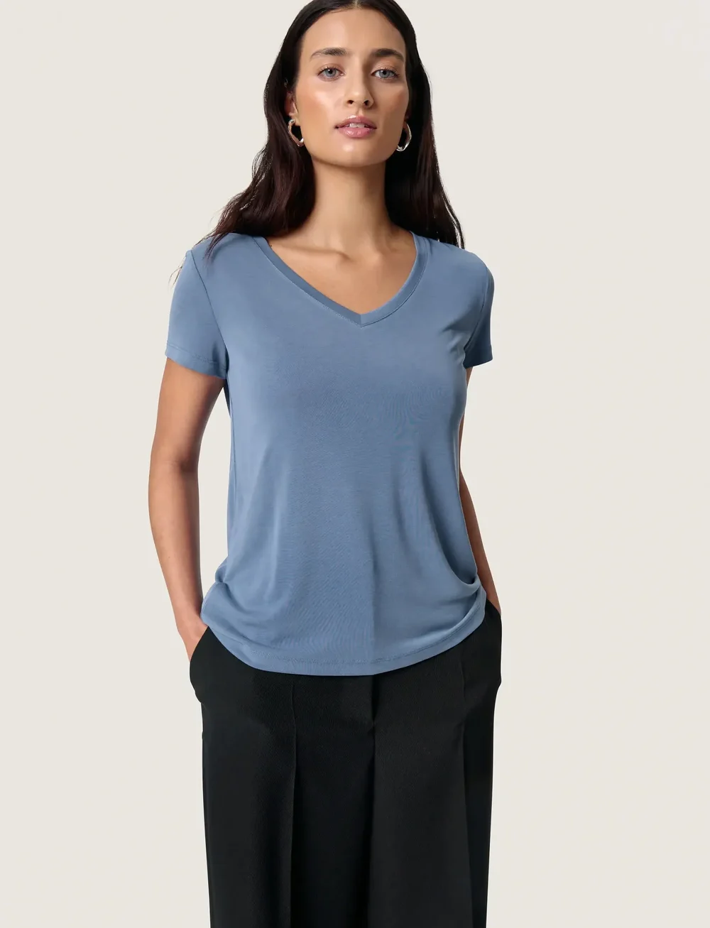 Soaked in Luxury - SLColumbine V-neck SS - t-shirts - bijou blue - 0