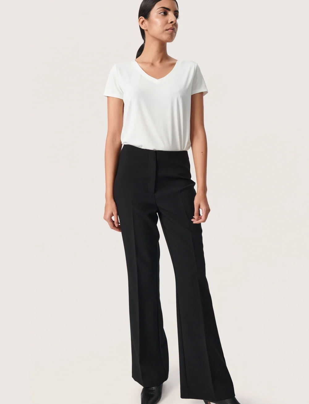 Soaked in Luxury - SLColumbine V-neck SS - t-shirts - broken white - 3