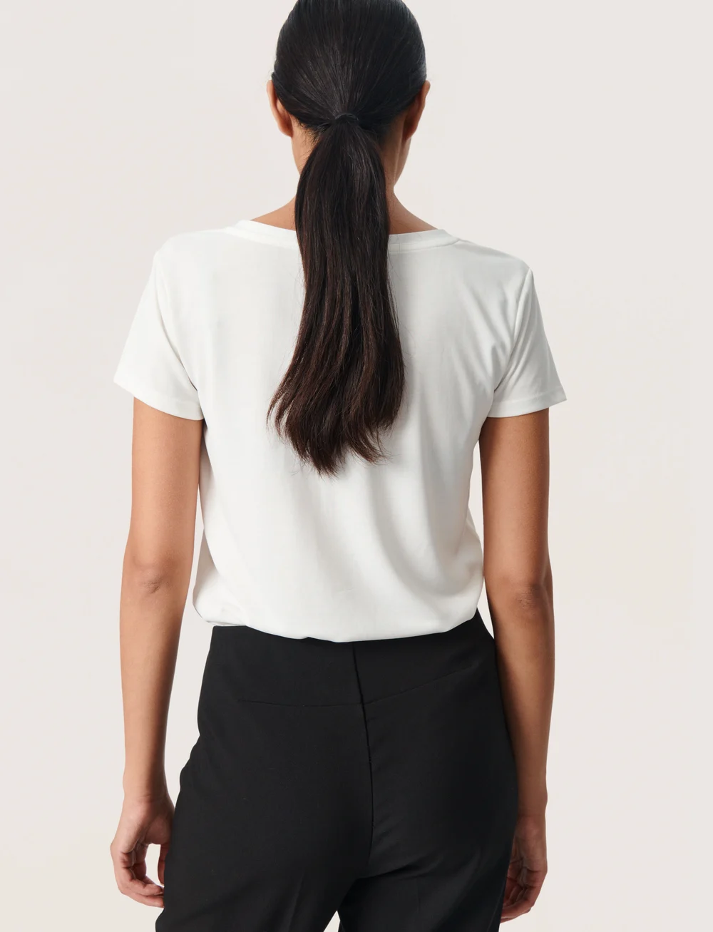 Soaked in Luxury - SLColumbine V-neck SS - t-shirts - broken white - 4