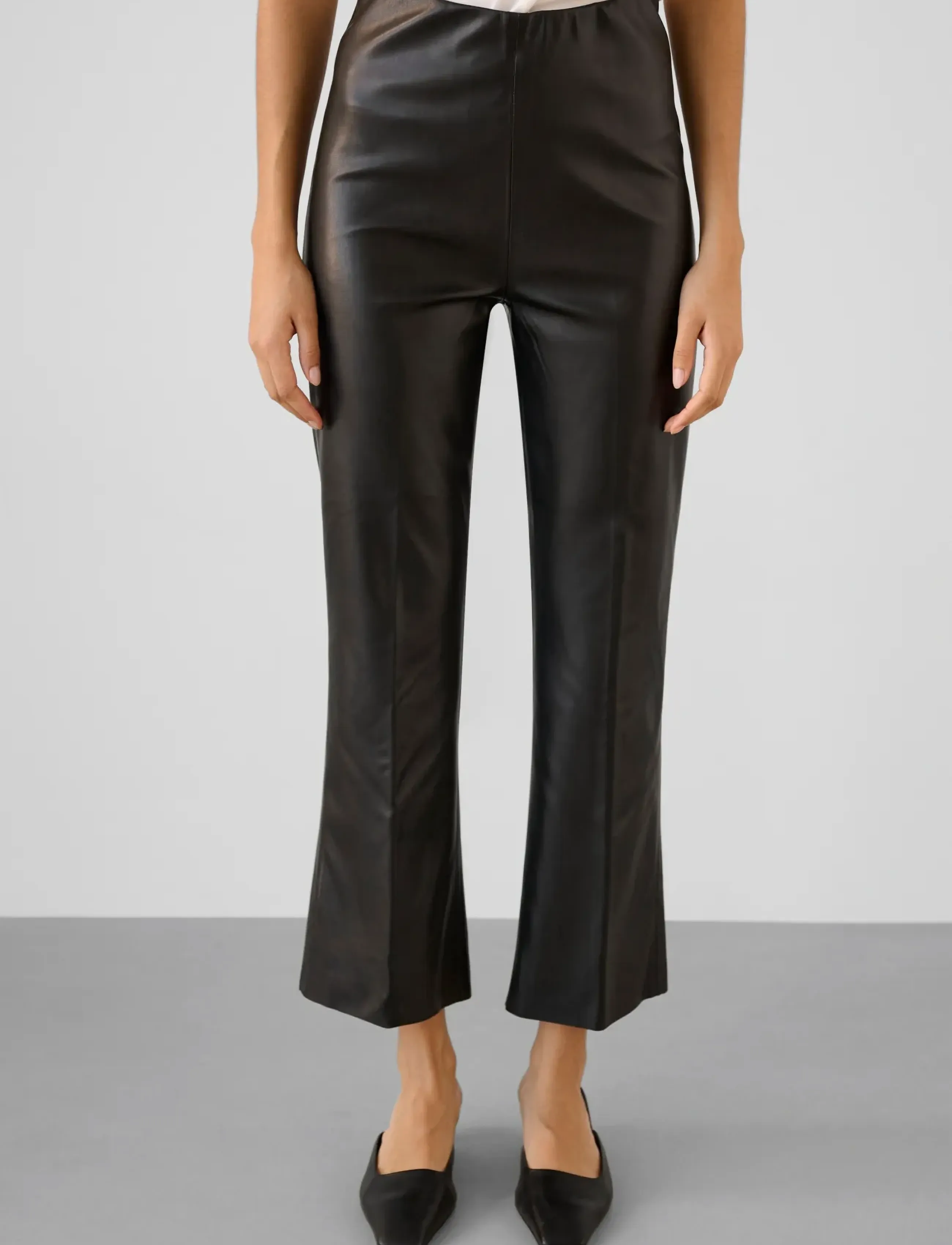 Soaked - SLKaylee PU Kickflare Pants - leðurbuxur - black - 1