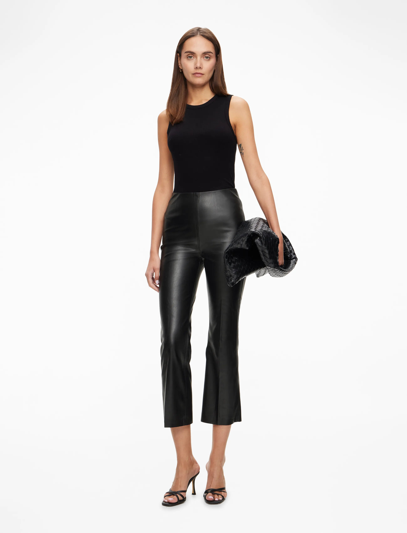 Soaked in Luxury - SLKaylee PU Kickflare Pants - læderbukser - black - 2