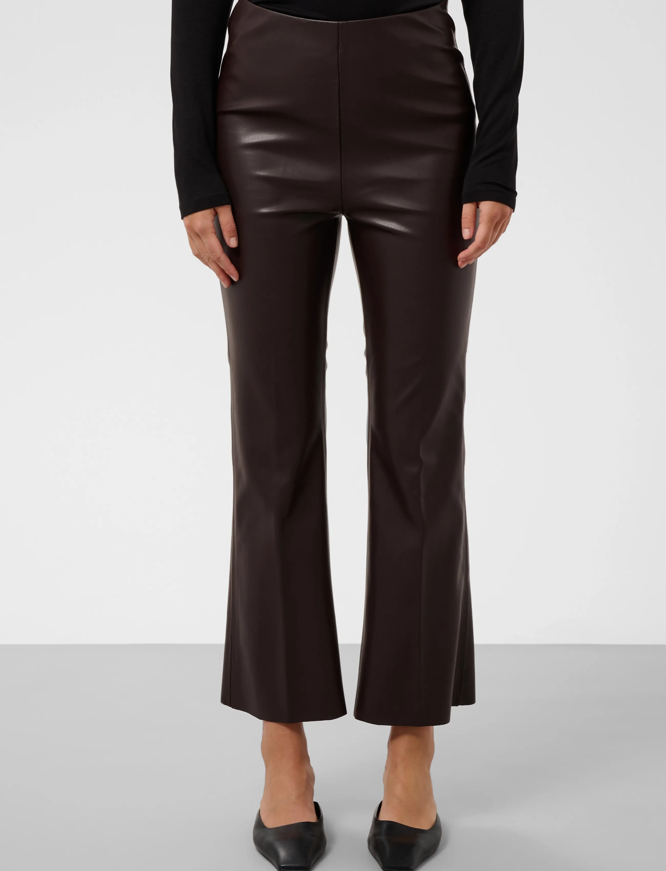 Soaked SLKaylee PU Kickflare Pants - New arrivals - CHOCOLATE TORTE / brown