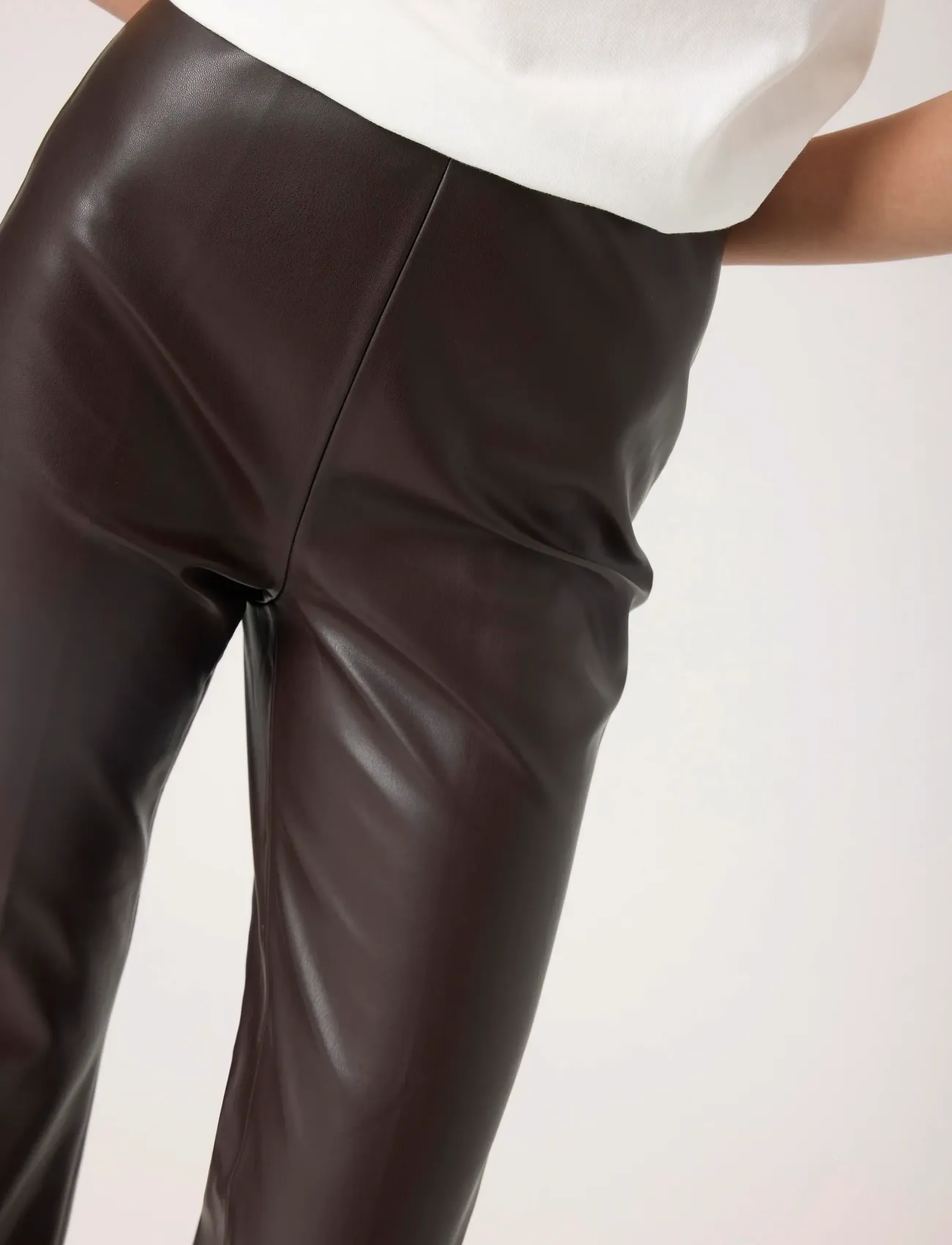 Soaked - SLKaylee PU Kickflare Pants - leather trousers - chocolate torte - 5