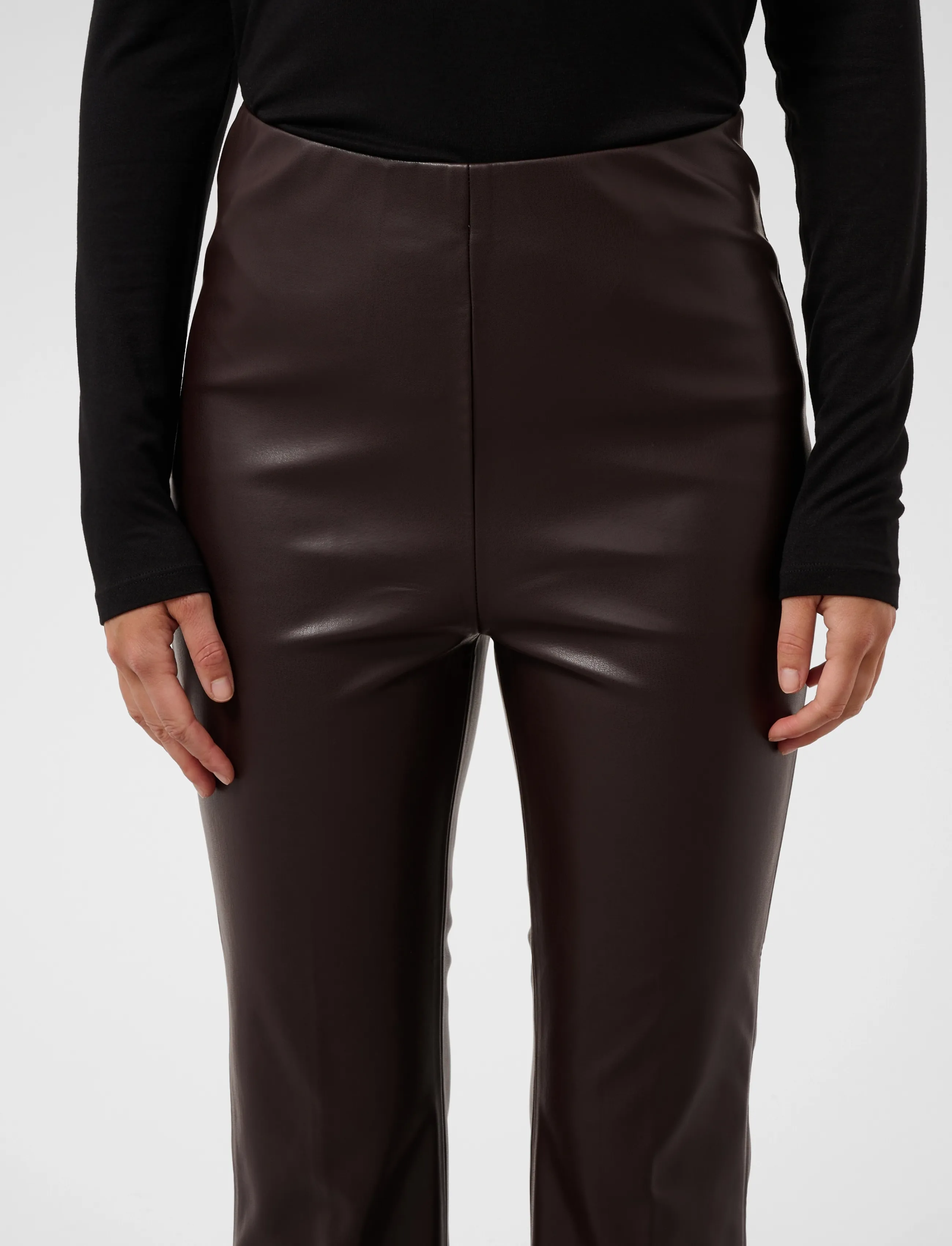 Soaked Slkaylee Pu Kickflare Pants byxor dam – bild 5