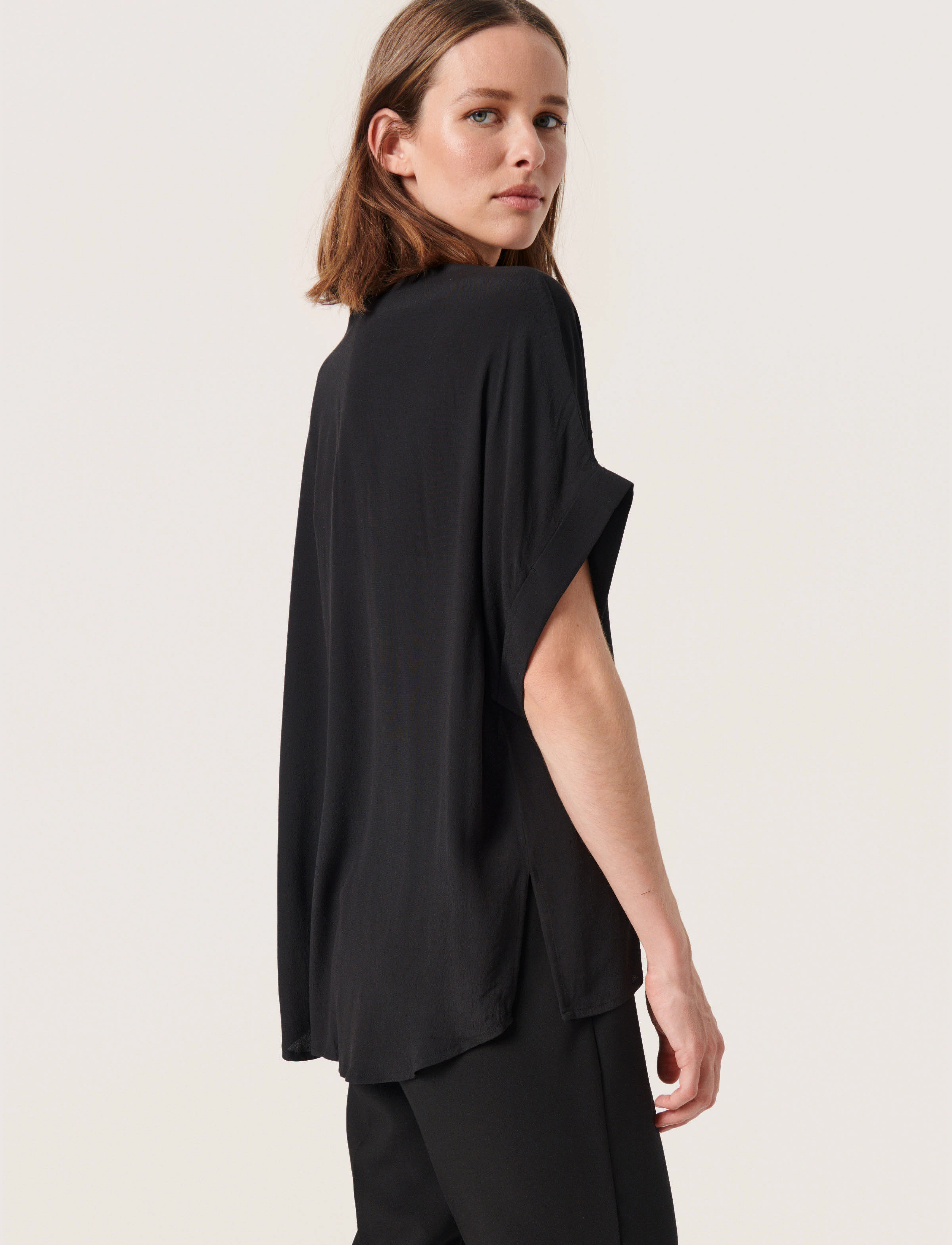 Soaked - SLHelia Shirt SS - kortærmede skjorter - black - 4
