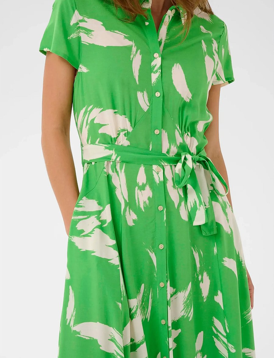 Soaked - SLArjana Maxi Dress SS - skjortekjoler - vibrant green splash print - 4