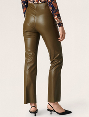 Soaked in Luxury - SLKaylee Straight Pants - vakarėlių drabužiai išparduotuvių kainomis - beech - 4