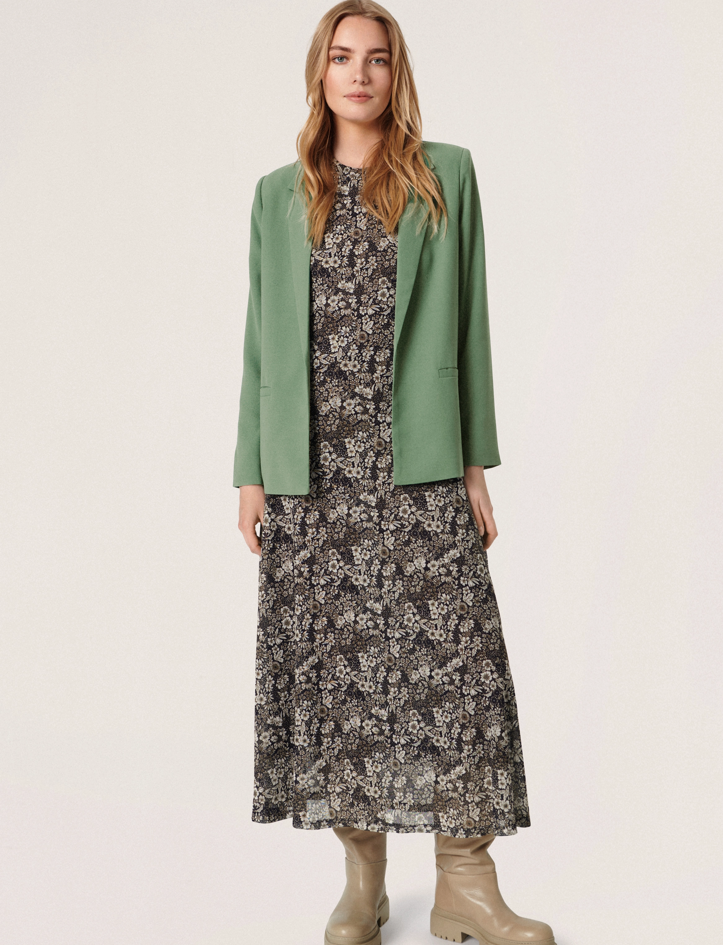 Soaked - SLShirley Blazer LS - dark ivy - 3
