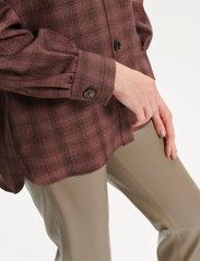 Soaked in Luxury - SLNalea Overshirt - women - brown suiting check - 5