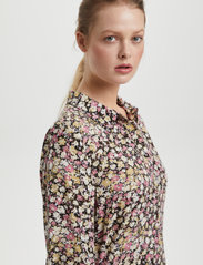 Soaked in Luxury - SLVioletta Shirt Dress - skjortekjoler - silver fern florals - 5