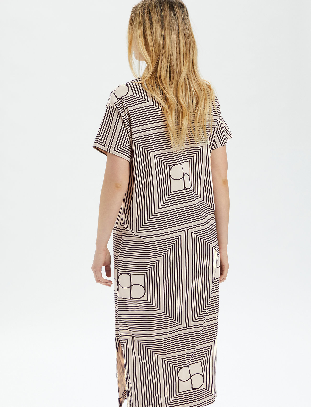 Soaked in Luxury - SLEve Dress SS - black monogram print - 4