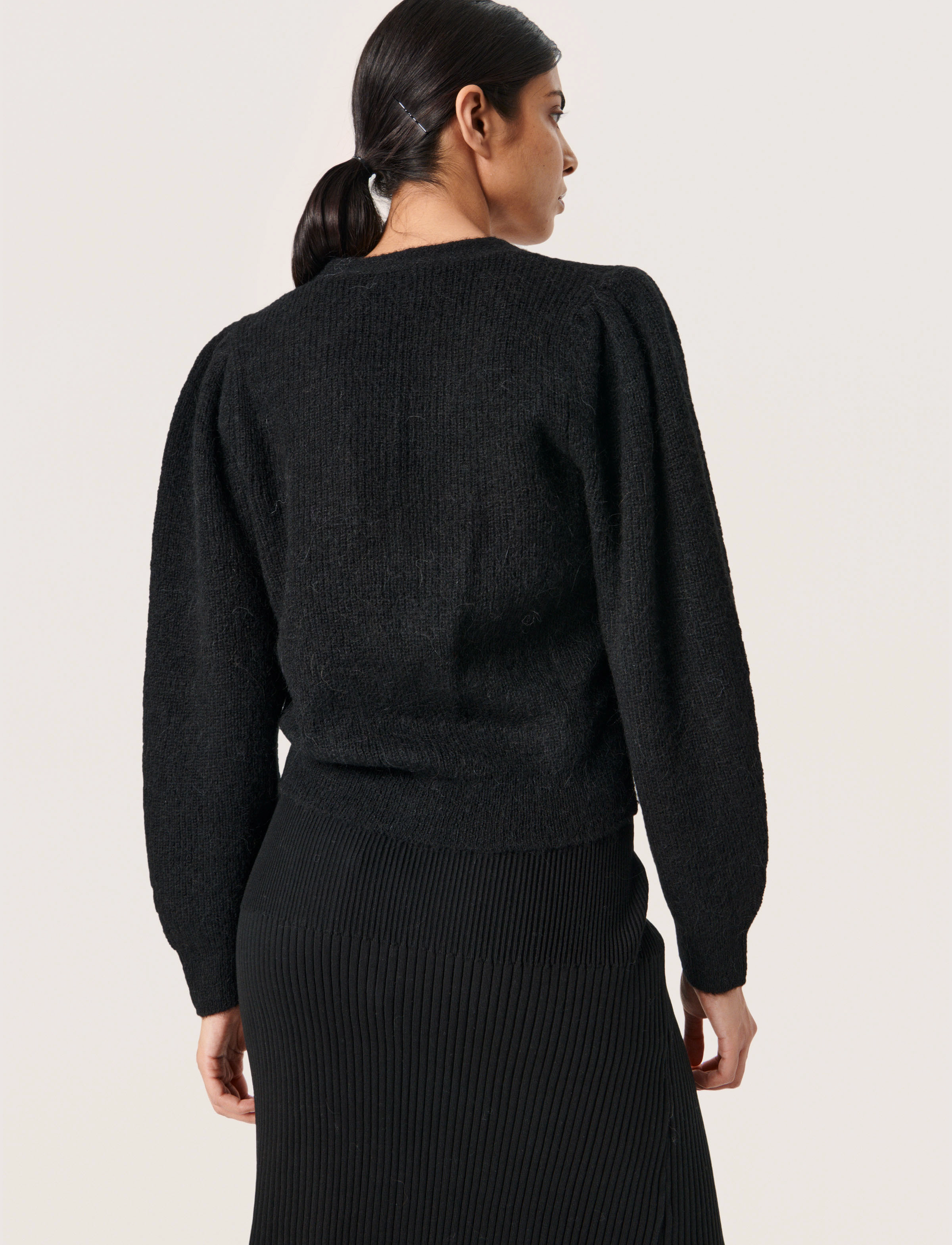 Soaked - SLTuesday Puf Cardigan LS - koftor - black - 4