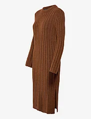 Soaked in Luxury - SLRakel Dress LS - sukienki dzianinowe - amber brown melange - 2