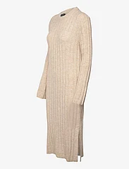 Soaked in Luxury - SLRakel Dress LS - knitted dresses - sandshell melange - 2