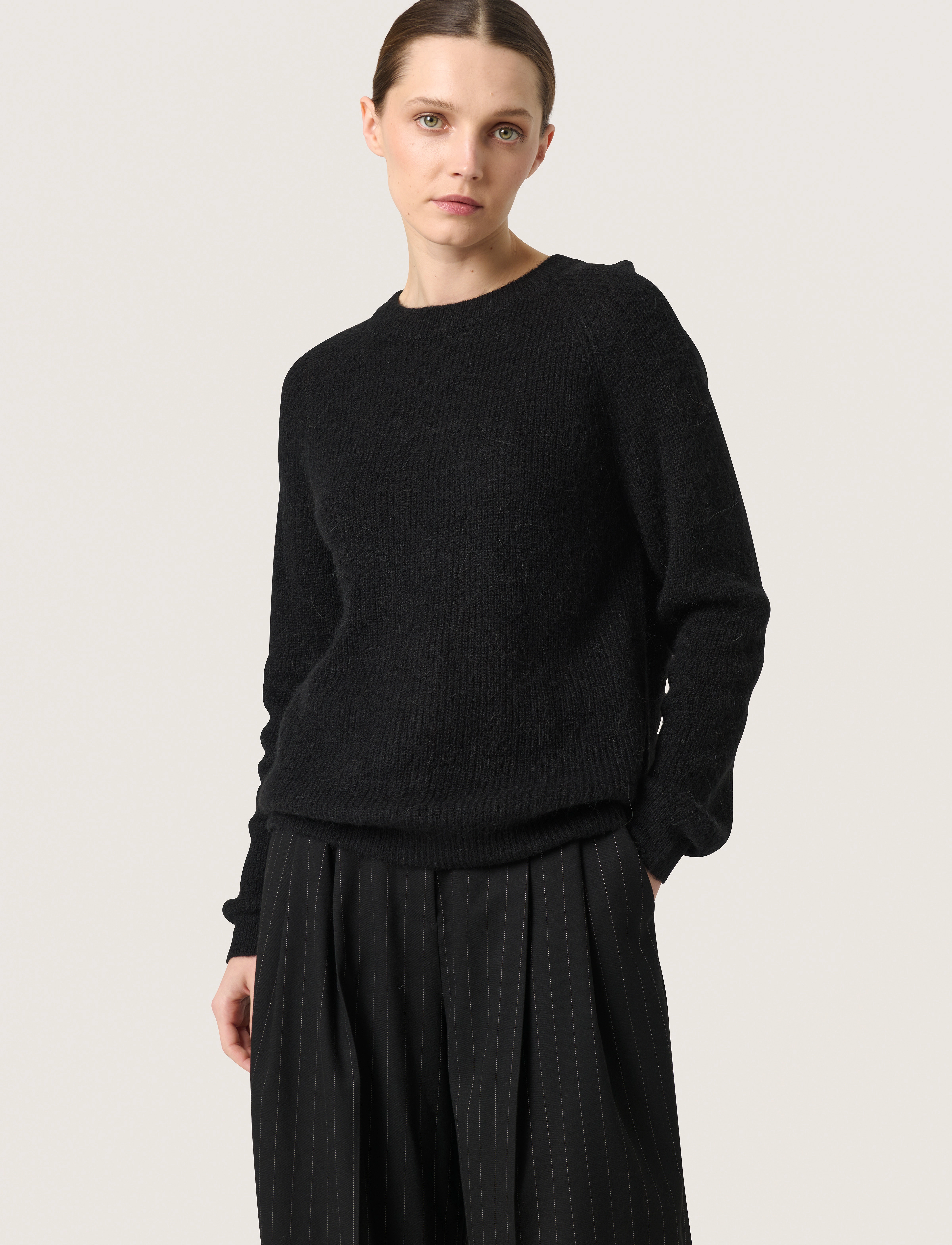 Soaked - SLTuesday Raglan Pullover LS - sügisesed riided - black - 0